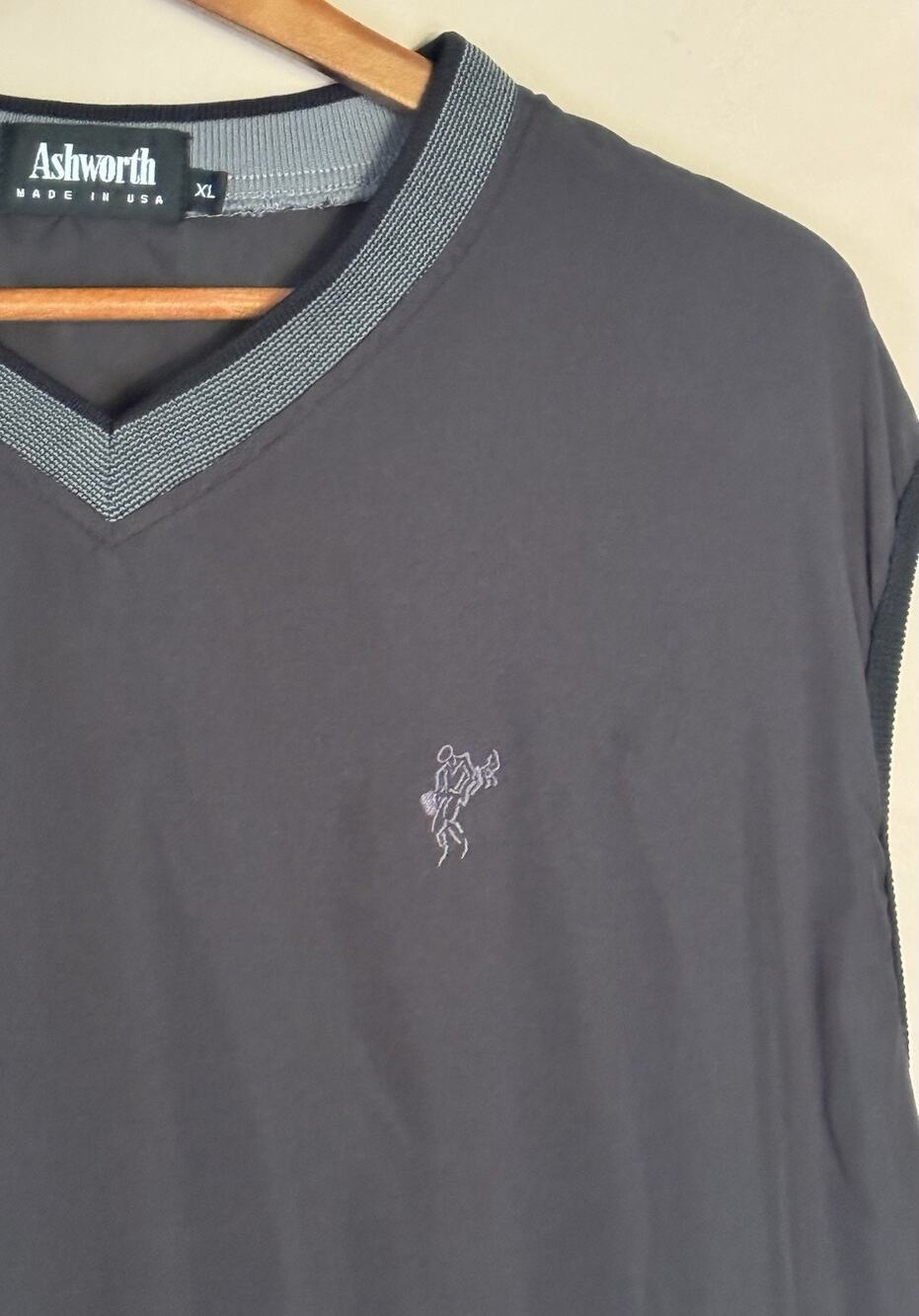 Ashworth Black Golf Vest XL Made In USA V-Neck Wind Water Resistant